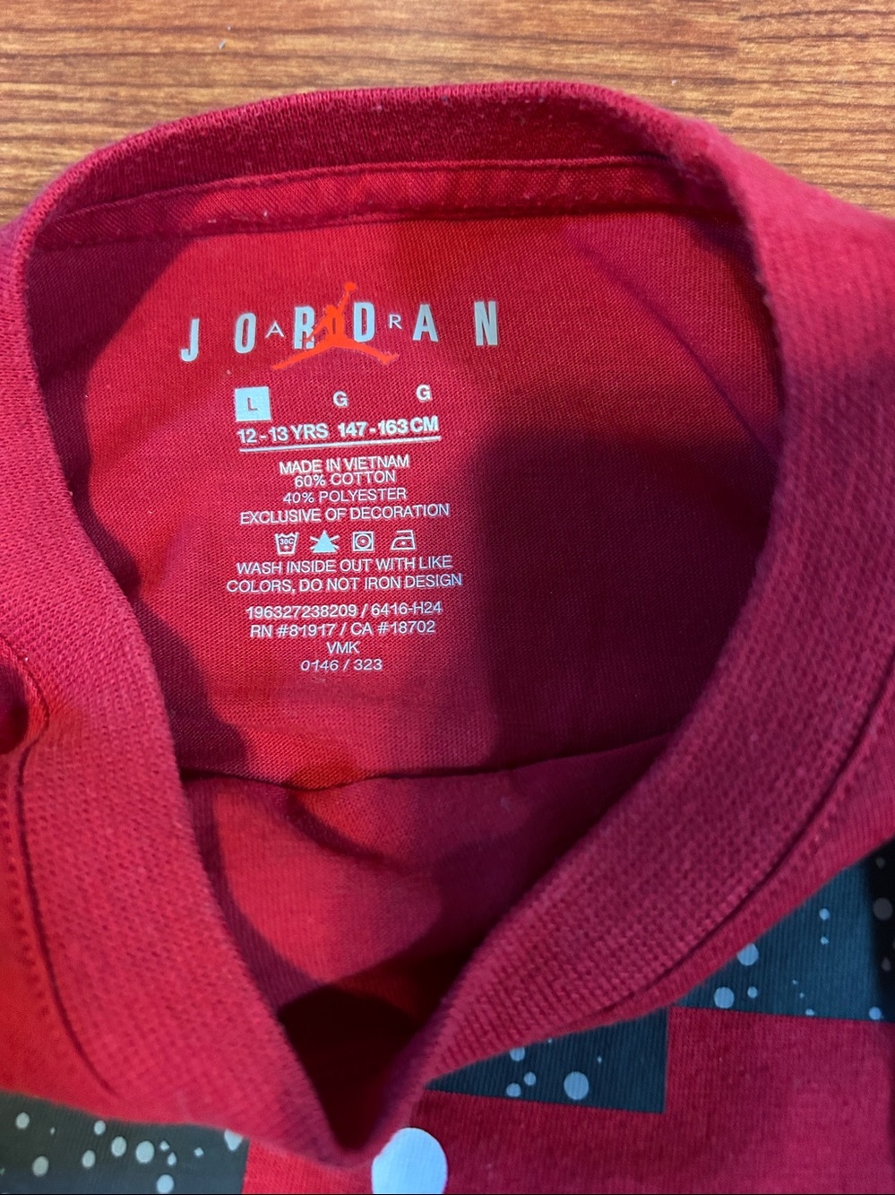 Boys Jordan T-Shirt Large - Picture 4 of 4